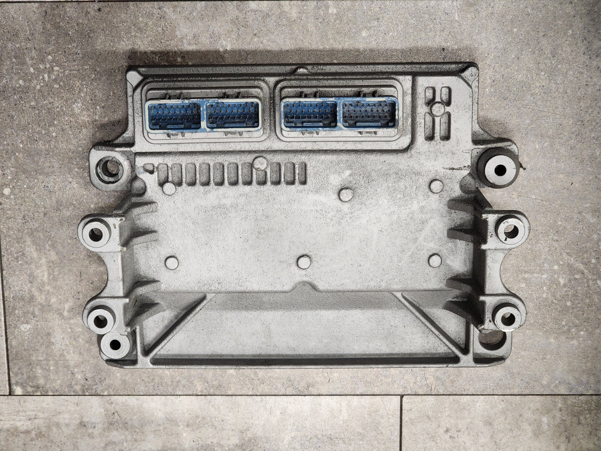 International DT466E ECM Part # 1839368C1, Other Part number 1842443C92, W/ EGR