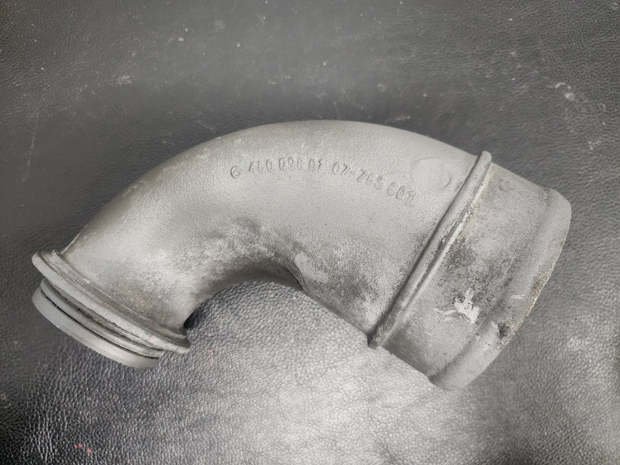Mercedes OM460 460 098 01 07 Z6S 001 Air Transfer Elbow Tube For Sale
