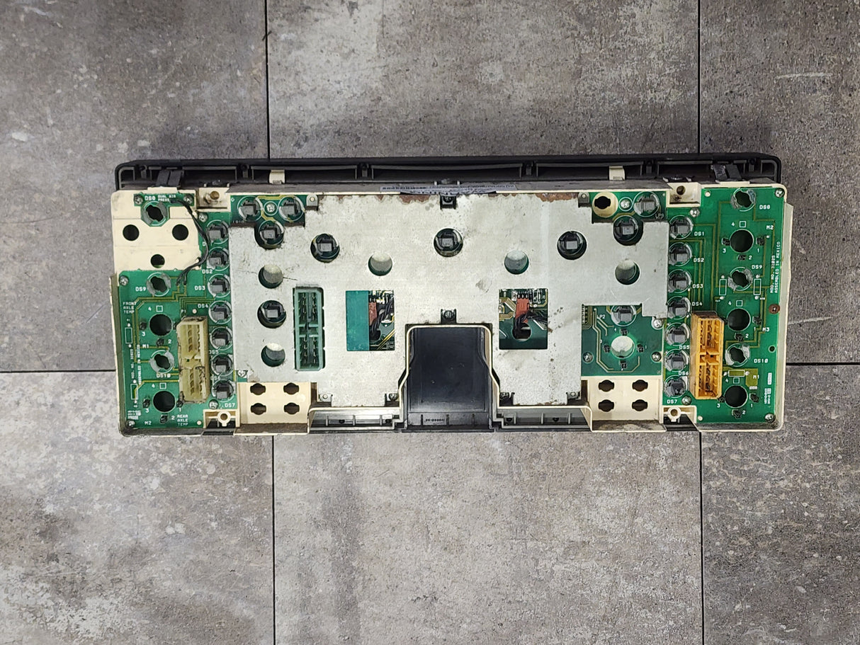 International 3513341C91 Instrument Cluster Dashboard