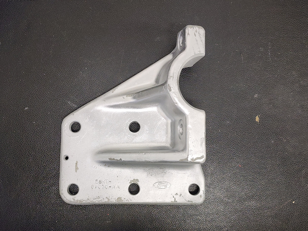 Ford Part E8HT-6A070-AA Rear Motor/Engine Mounts