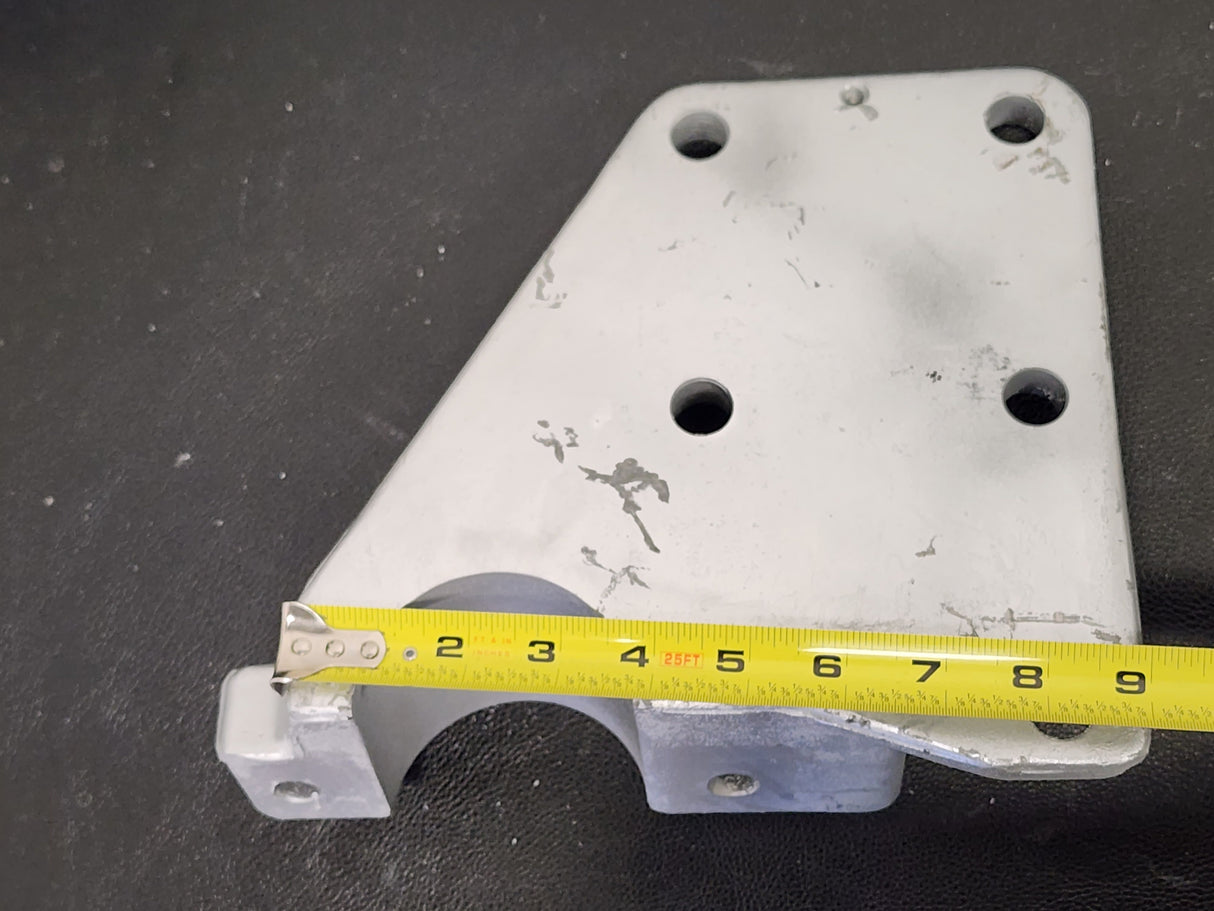 Ford Part E8HT-6A070-AA Rear Motor/Engine Mounts