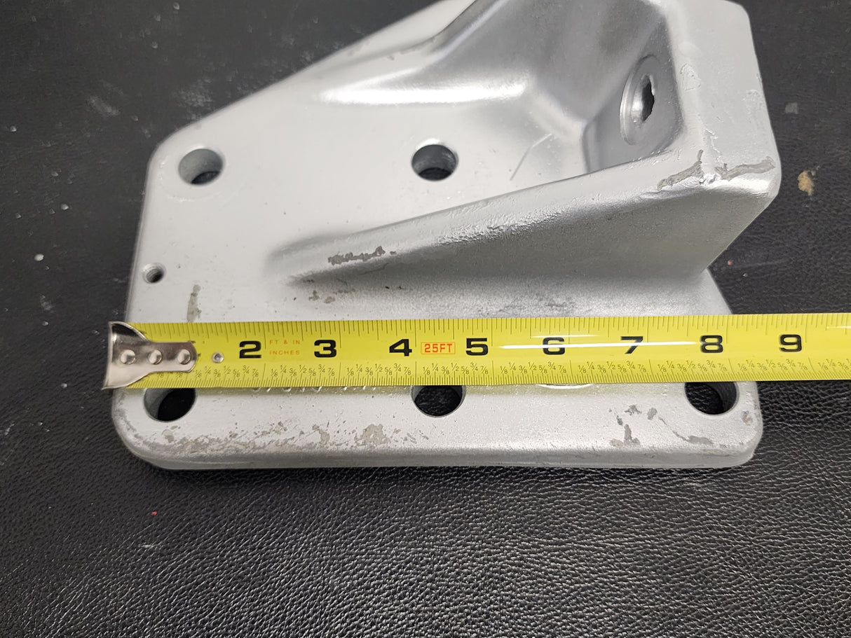 Ford Part E8HT-6A070-AA Rear Motor/Engine Mounts