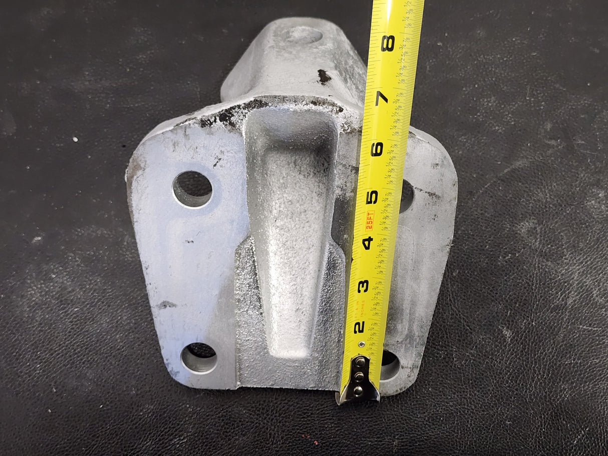 Cummins Part # 1664755 C3 Rear Engine Mount