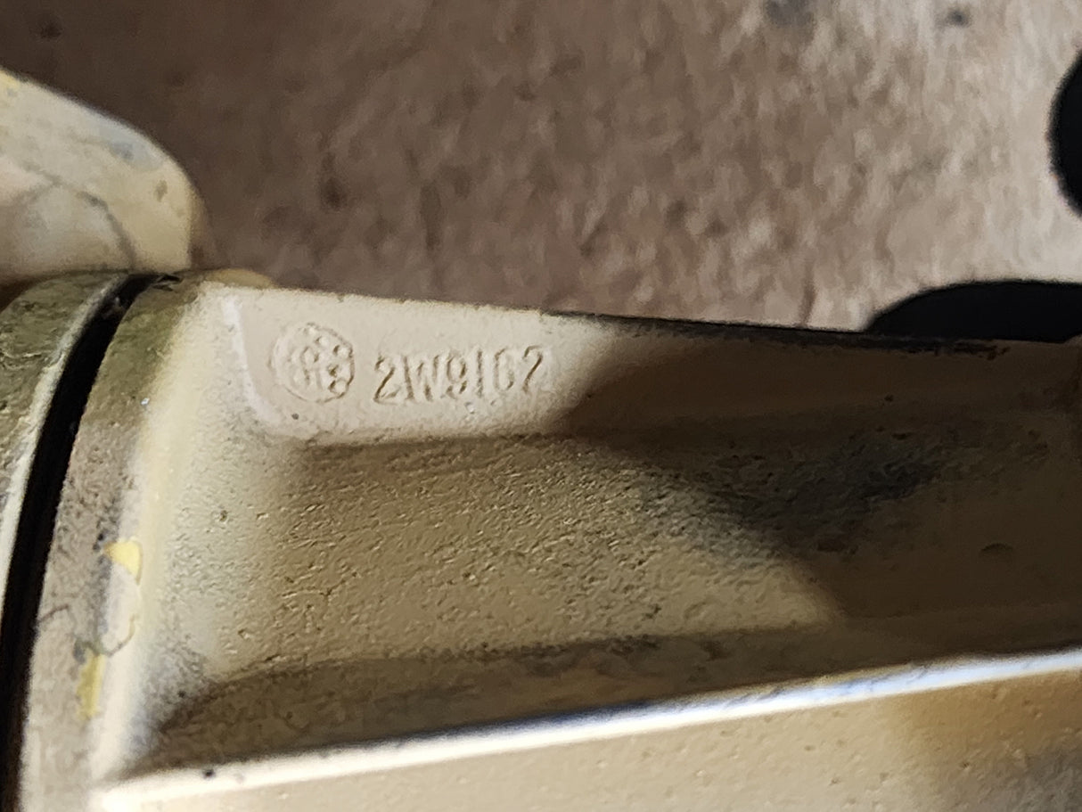 CATERPILLAR 3116 Fuel Filter Housing 4W-5152 For Sale