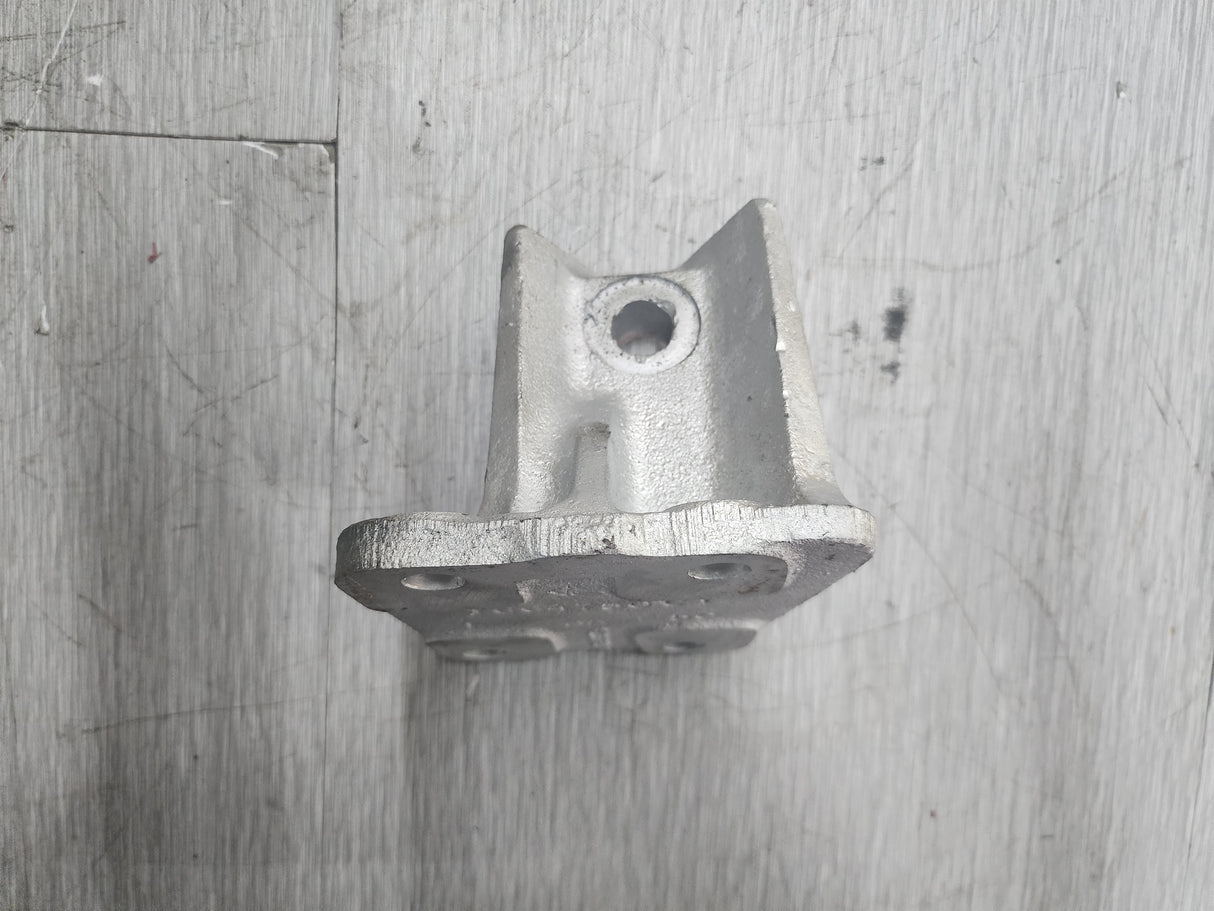 International Rear Engine Motor Mount Part # 1664750C1