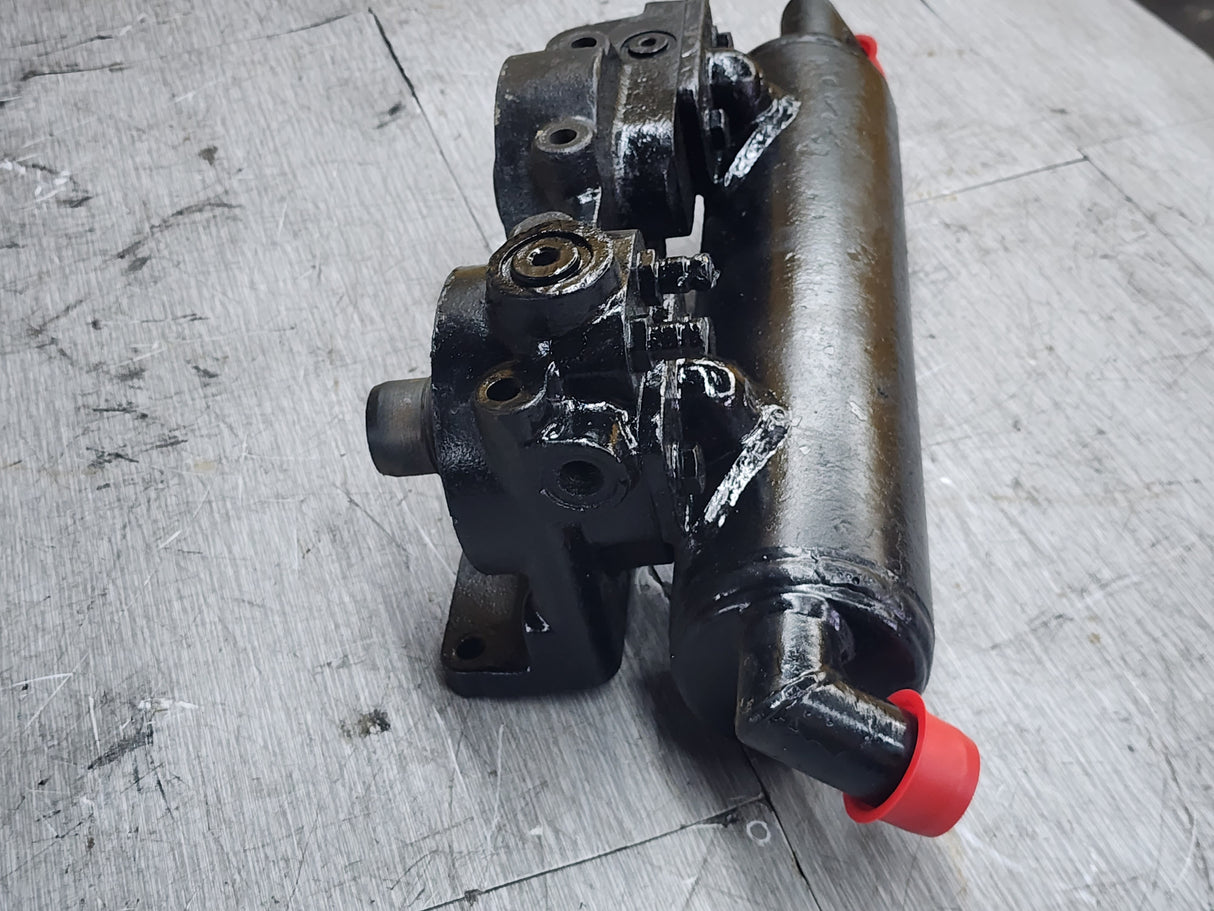 Cummins L10 Oil Filter Housing 3818909 For Sale