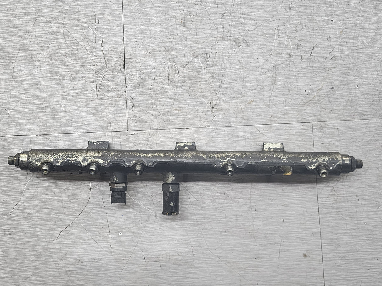 927 Bosch Cummins ISL Fuel Common Rail Pipe For Sale