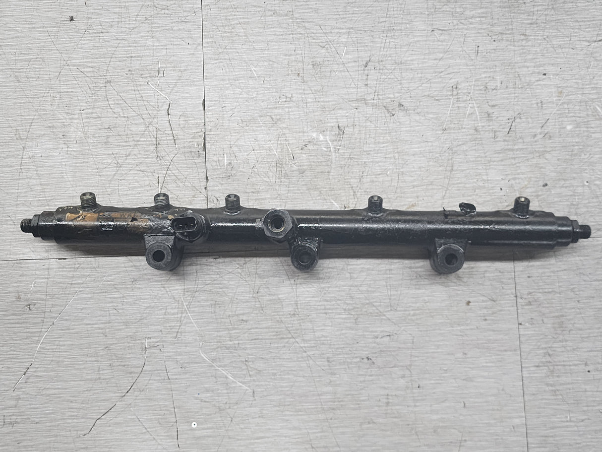 927 Bosch Cummins ISL Fuel Common Rail Pipe For Sale