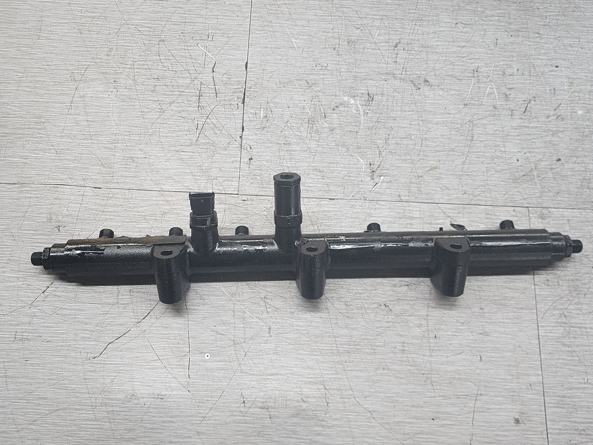 927 Bosch Cummins ISL Fuel Common Rail Pipe For Sale