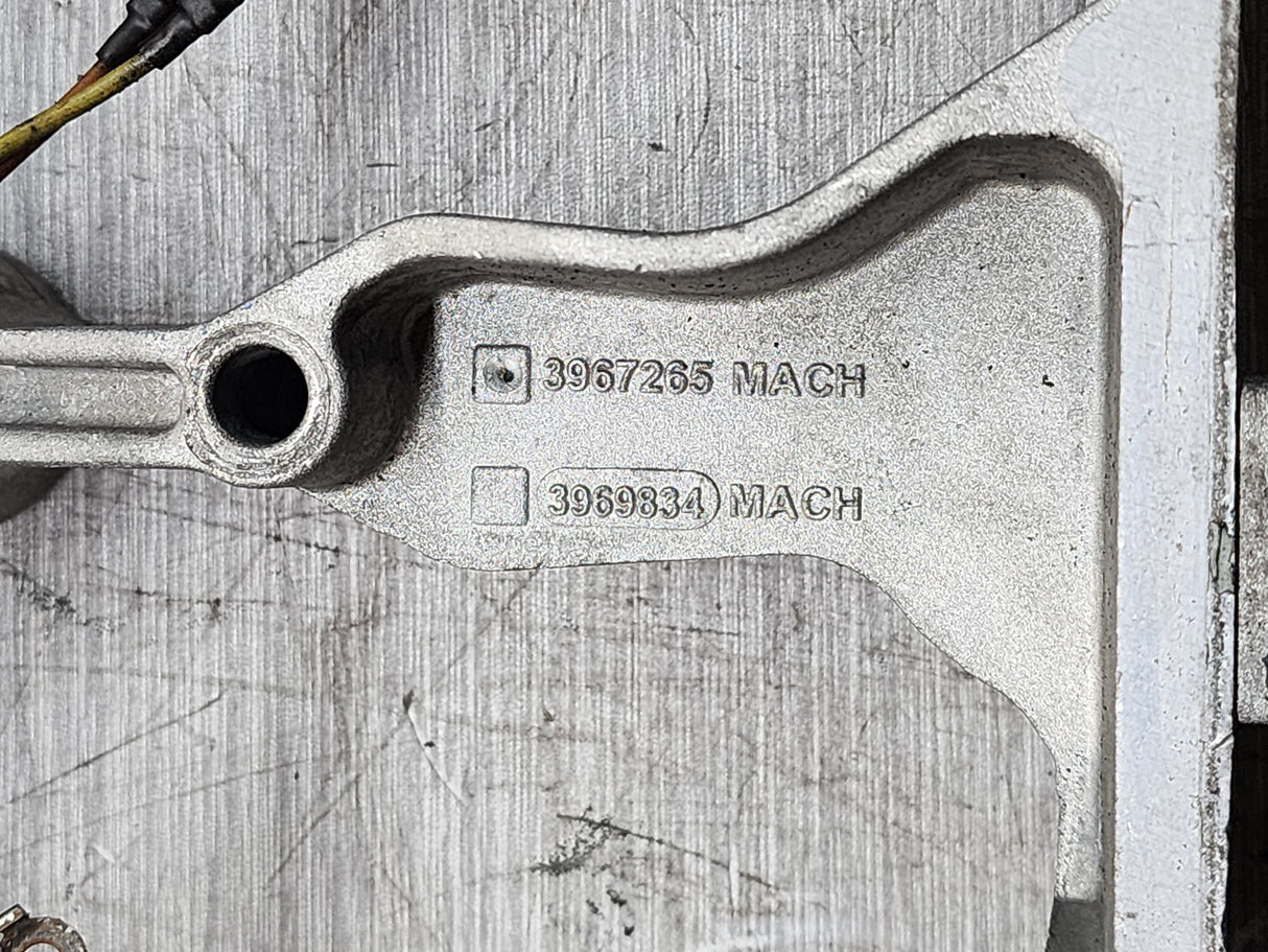 Cummins ISL Engine Rocker Housing Part # 3967265 MACH For Sale