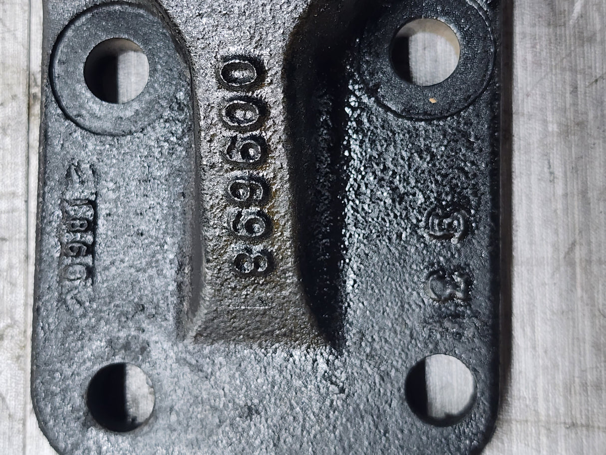 Caterpillar C7 Diesel Bluebird Engine Mount 009698