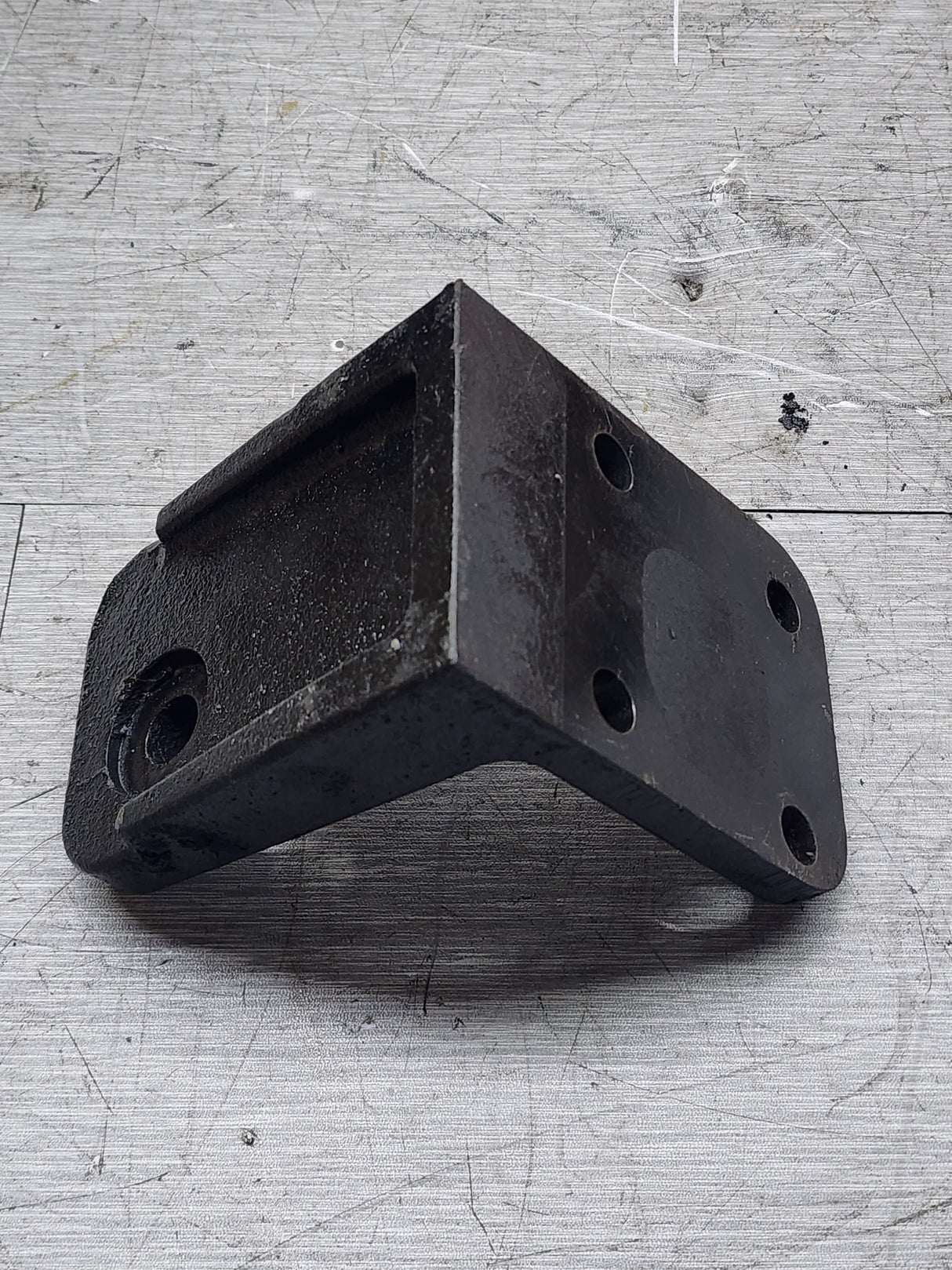 Caterpillar C7 Diesel Bluebird Engine Mount 009698