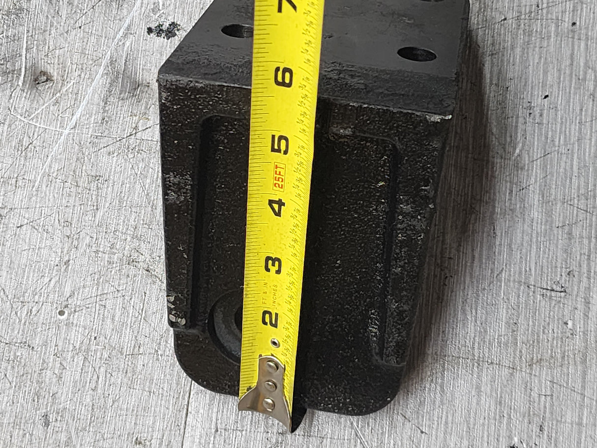 Caterpillar C7 Diesel Bluebird Engine Mount 009698