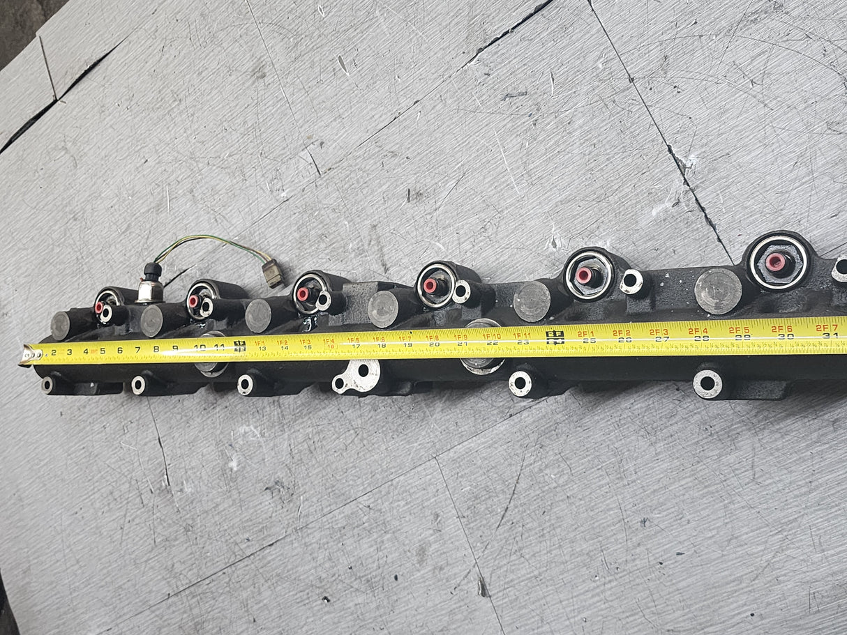 International DT466E EGR Diesel Engine Fuel & Oil Manifold Rail Part# 1841968C4