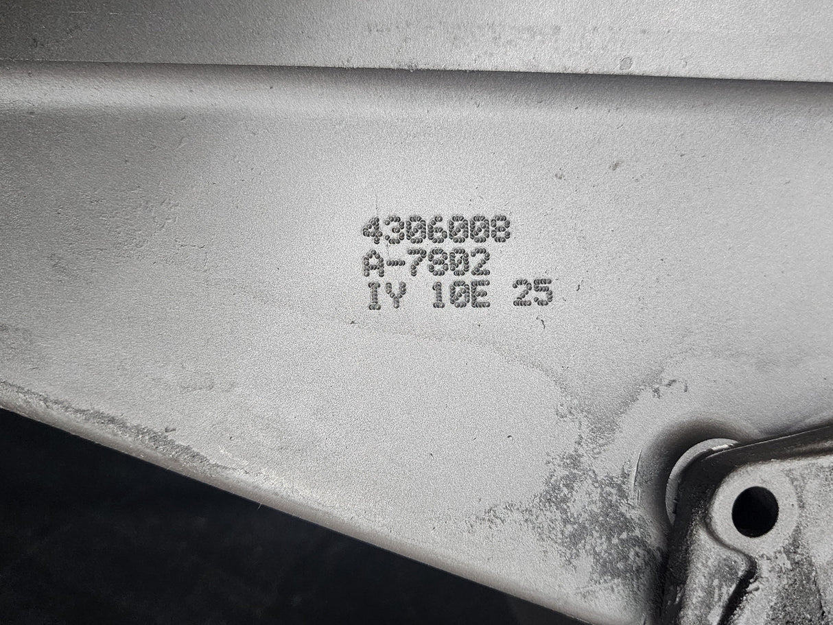 WABCO EATON Aluminum Transmission Bell Housing Part # 4306008 A-7802 With Salve Cylinder 20857