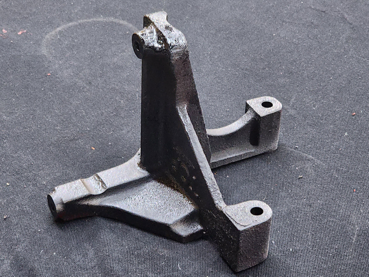 Cummins Bracket Part # 4993632 For Sale