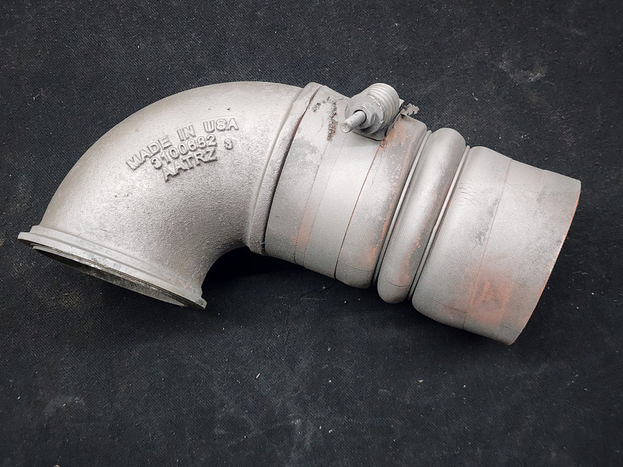 Cummins 3100682 Air Transfer Elbow Tube For Sale