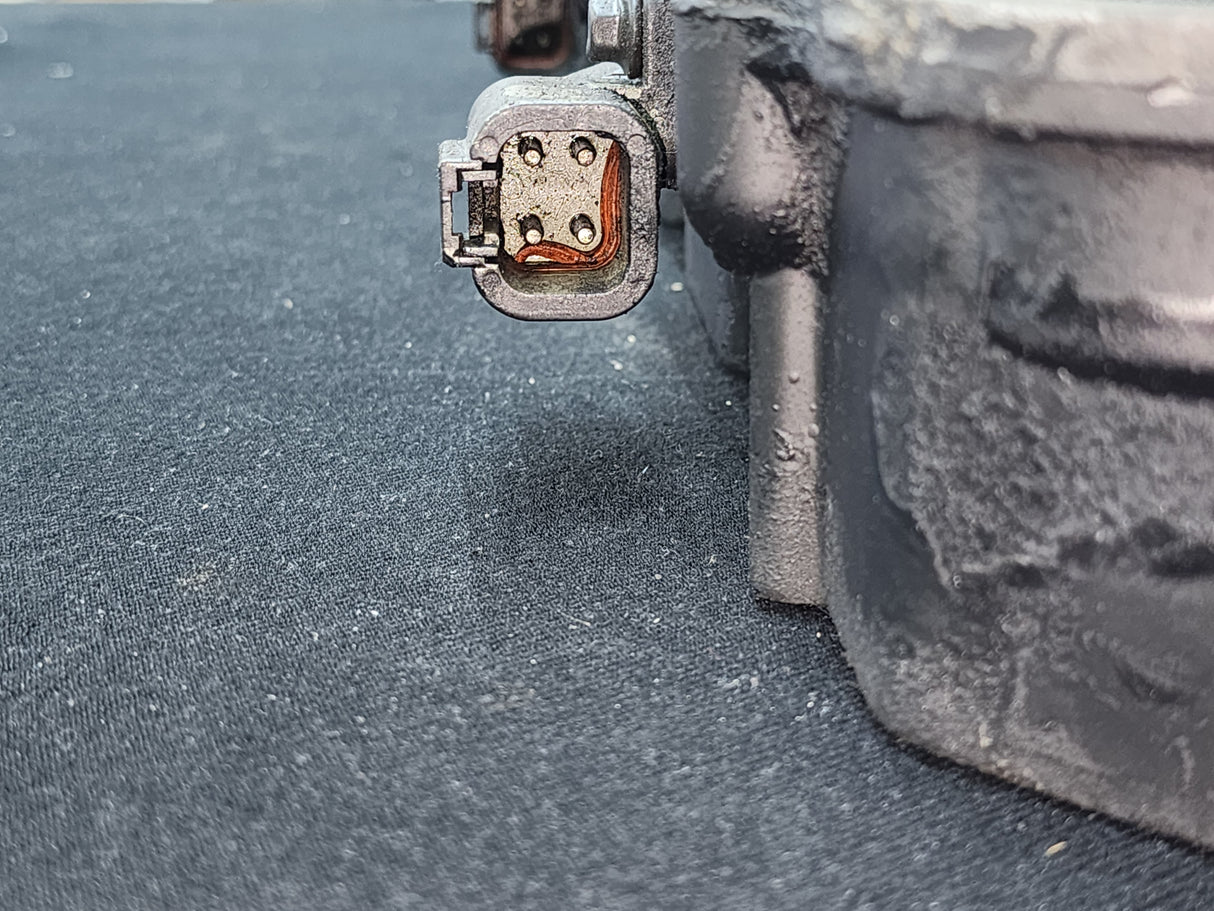 Cummins ISL Engine Rocker Arm Housing Part # 3967265 MACH For Sale