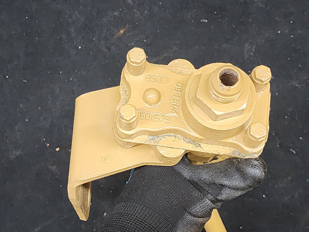 Caterpillar C7 Diesel Engine Water Coolant Flow Adapter W/Tube OEM T5011579 For Sale