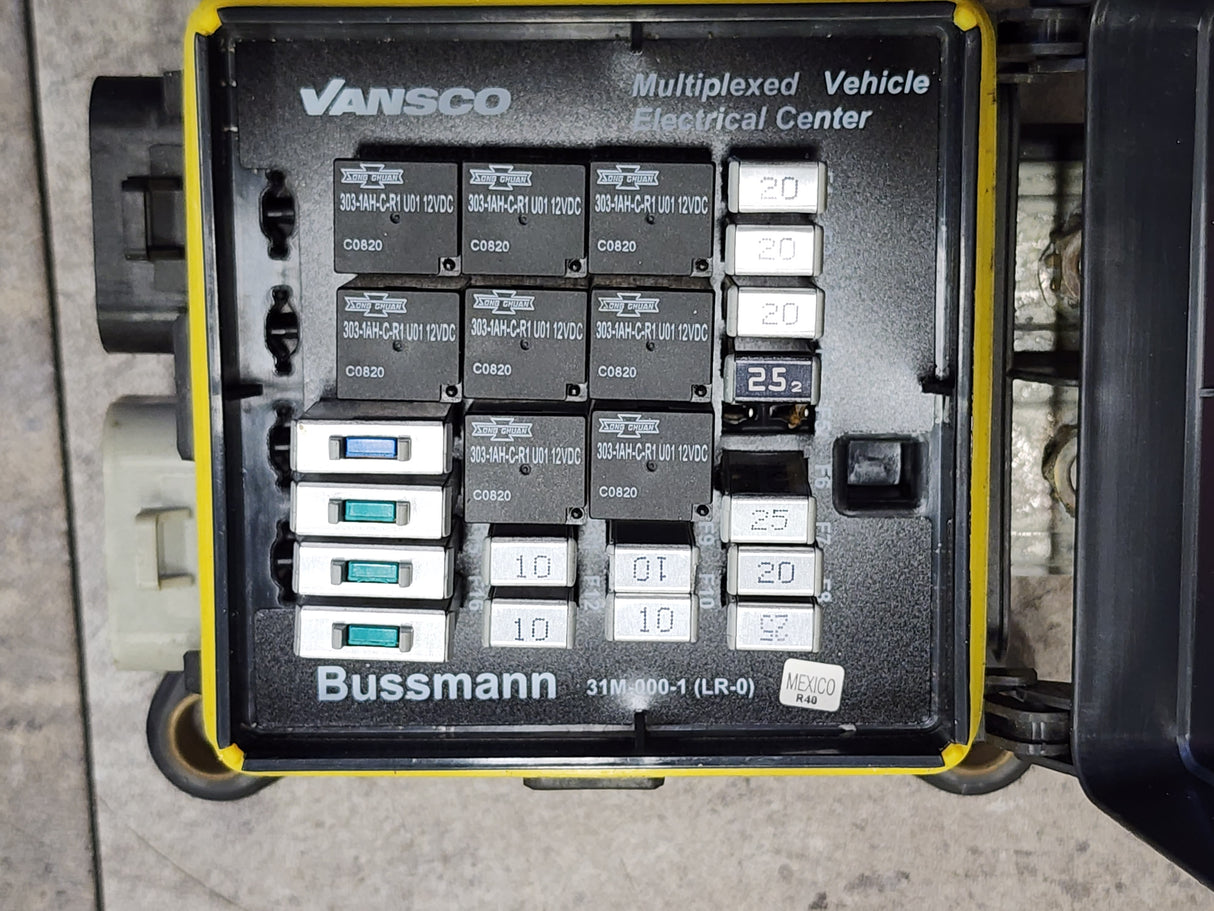 Parker VANSCO Fuse Panel T3 T5 For Sale, Bussmann 31M-000-1, Part # 122290-000357
