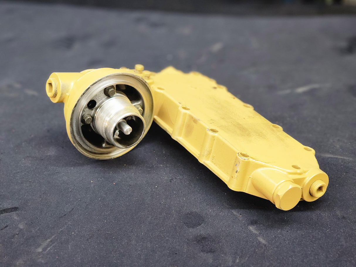 Cummins ISL 8.3L Diesel Engine Oil Filter Base Cooling Cover 3974324 For Sale