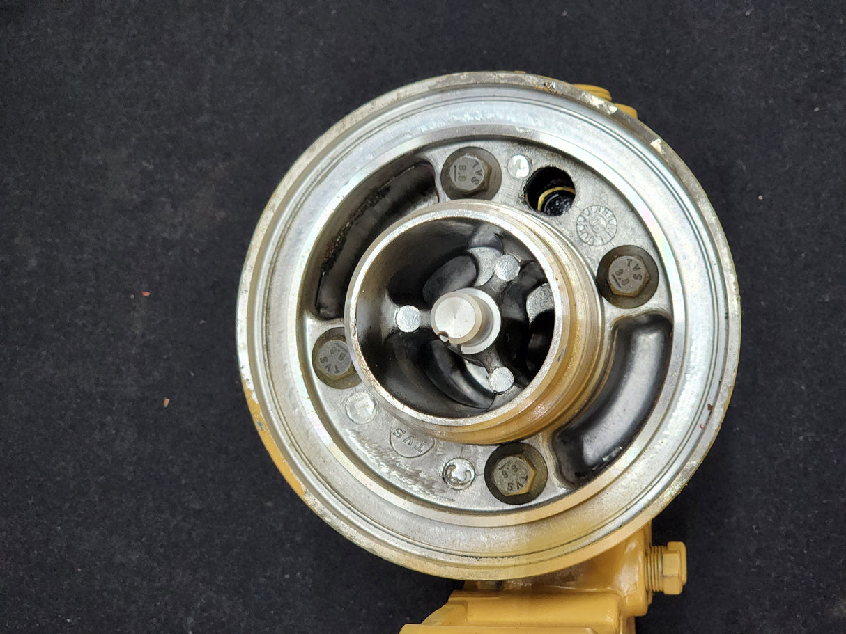 Cummins ISL 8.3L Diesel Engine Oil Filter Base Cooling Cover 3974324 For Sale