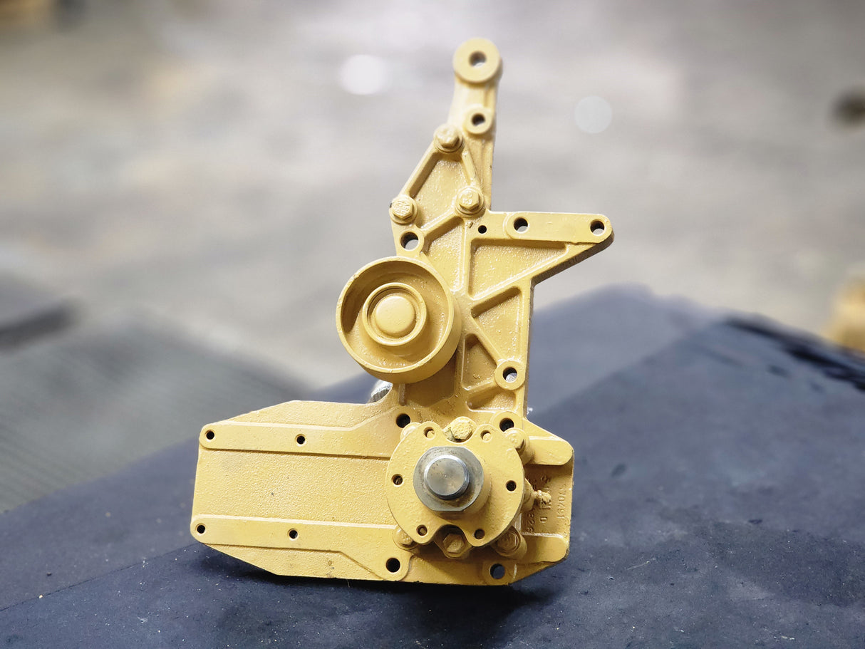 2000 Caterpillar 3126 Engine Bracket 570491 For Sale