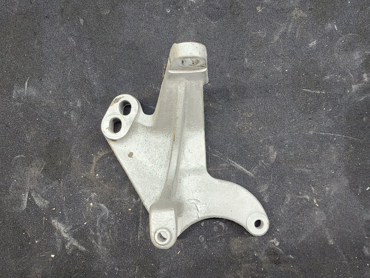 Diesel Engine Bracket 6811310535 For Sale
