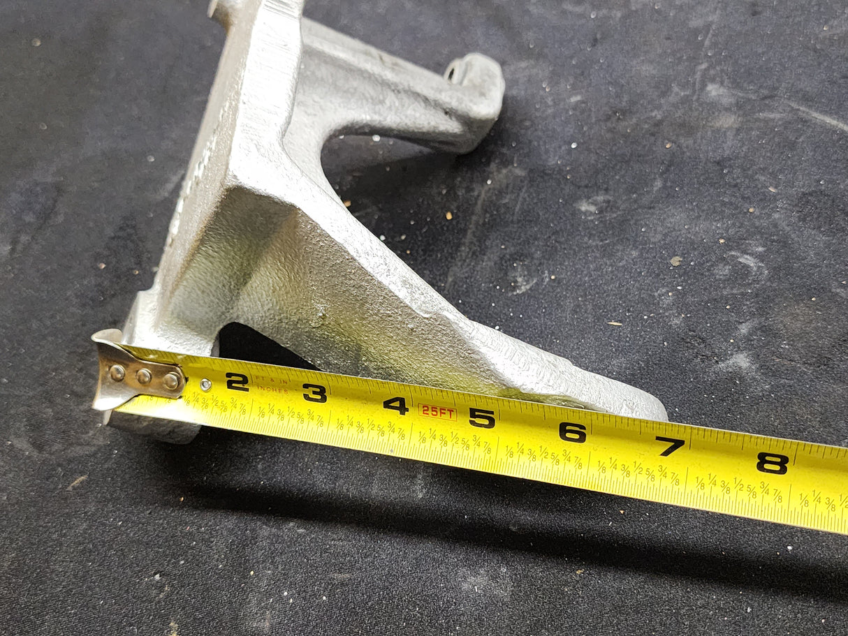 Diesel Engine Bracket 6811310535 For Sale