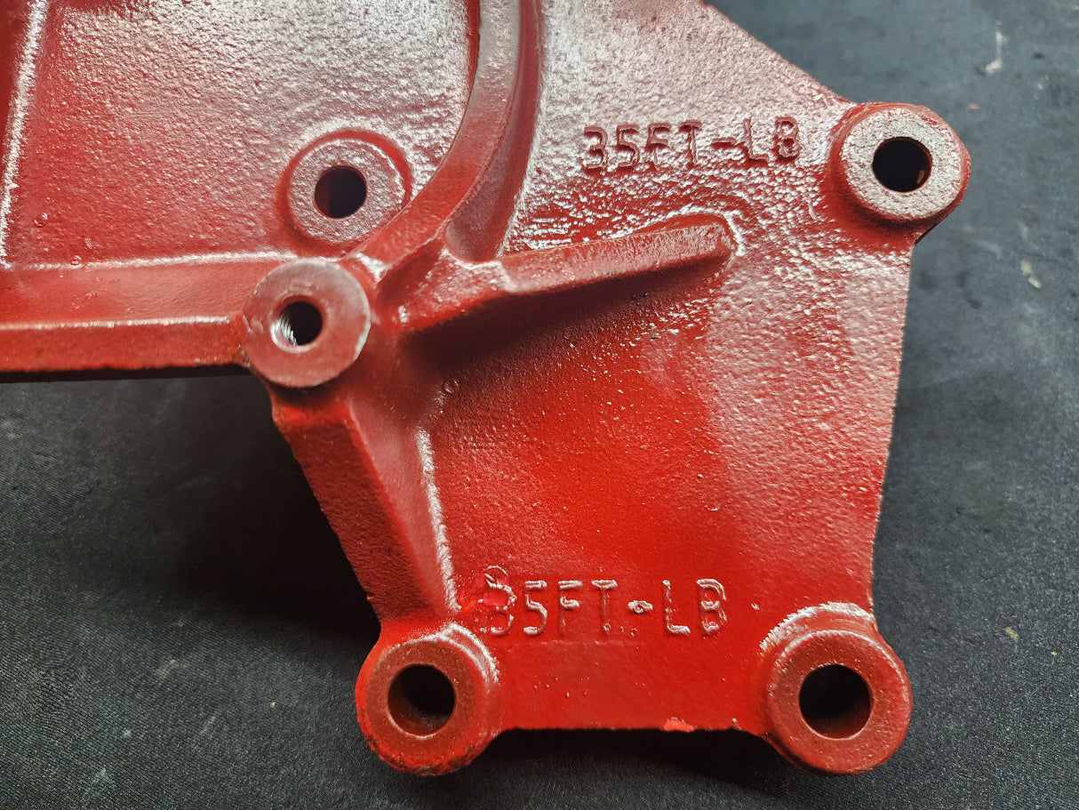 Cummins ISM Engine Bracket 4083105 For Sale