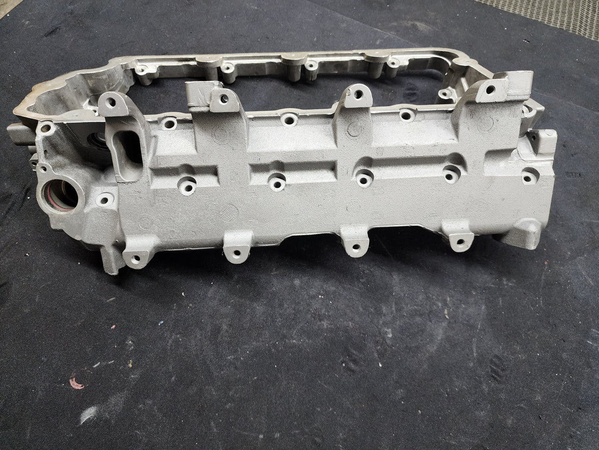OEM International MaxxForce7 Valve Cover Spacer Part # 7076767C3 For Sale