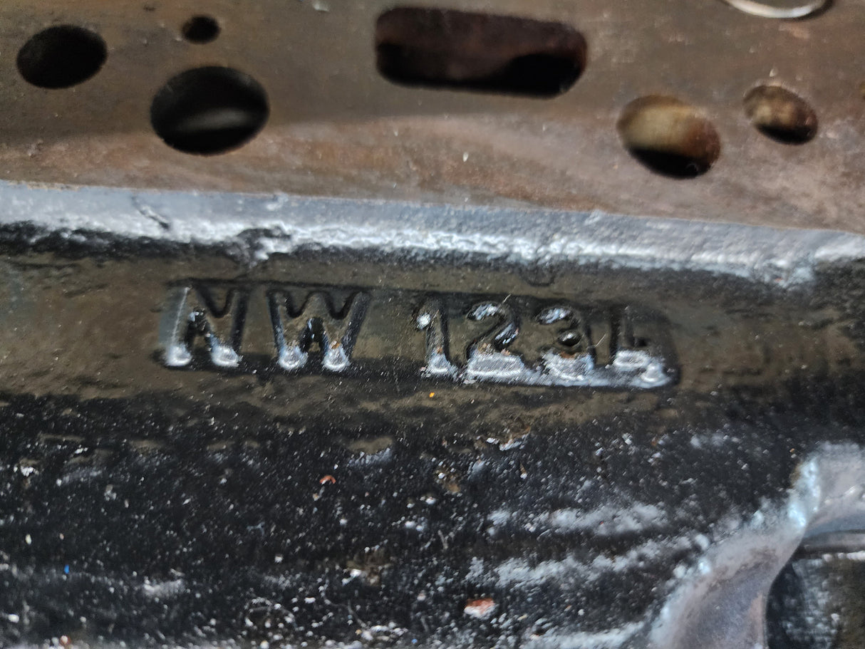 Cummins 3943627-03 Cylinder Head For Sale