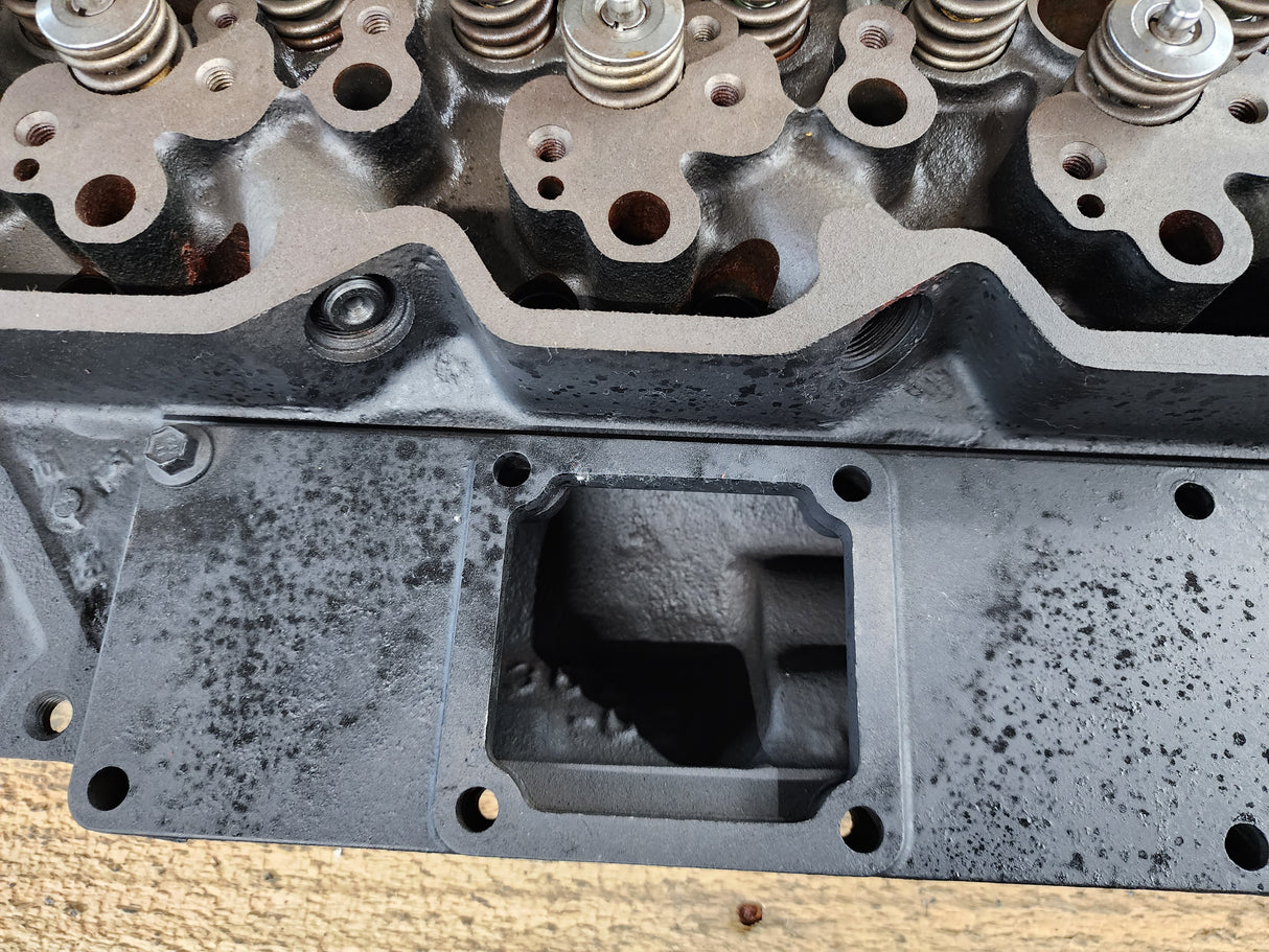Cummins 3943627-03 Cylinder Head For Sale