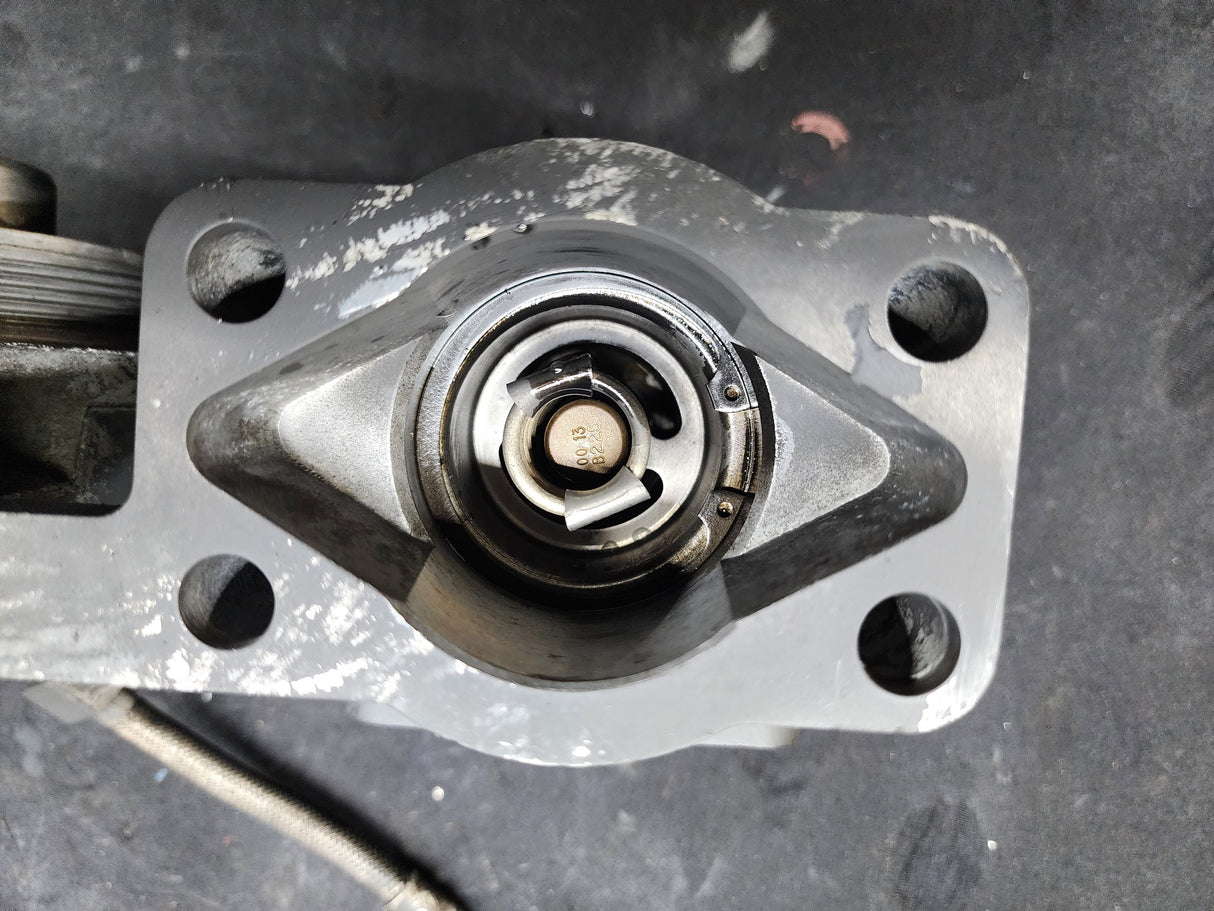 Cummins ISM Diesel Engine Oil Filter Base Housing 3102774 For Sale