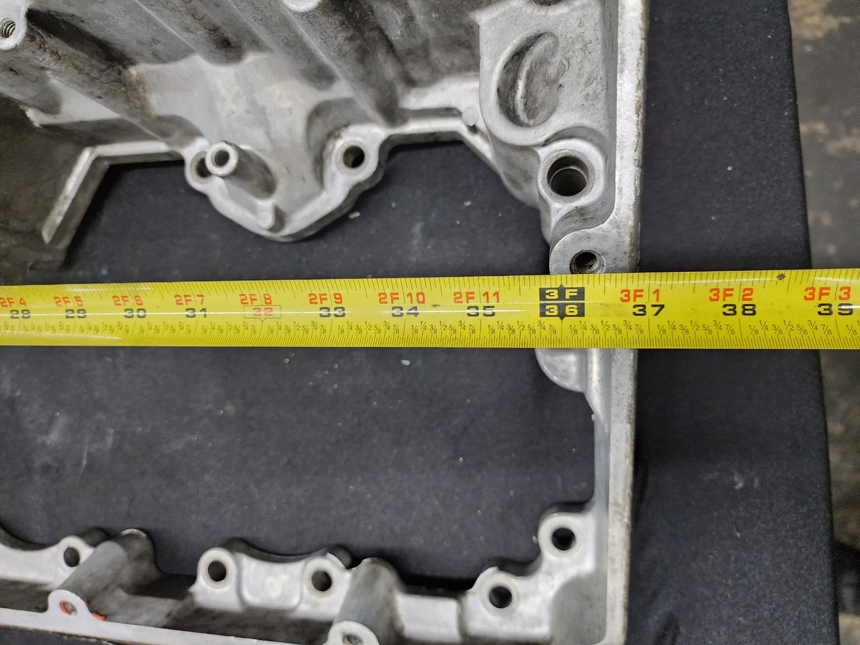 2004 Cummins ISM 320V Diesel Engine Rocker Arm Housing with Front Lifting Bracket, EGR Valve & Air Intake Manifold