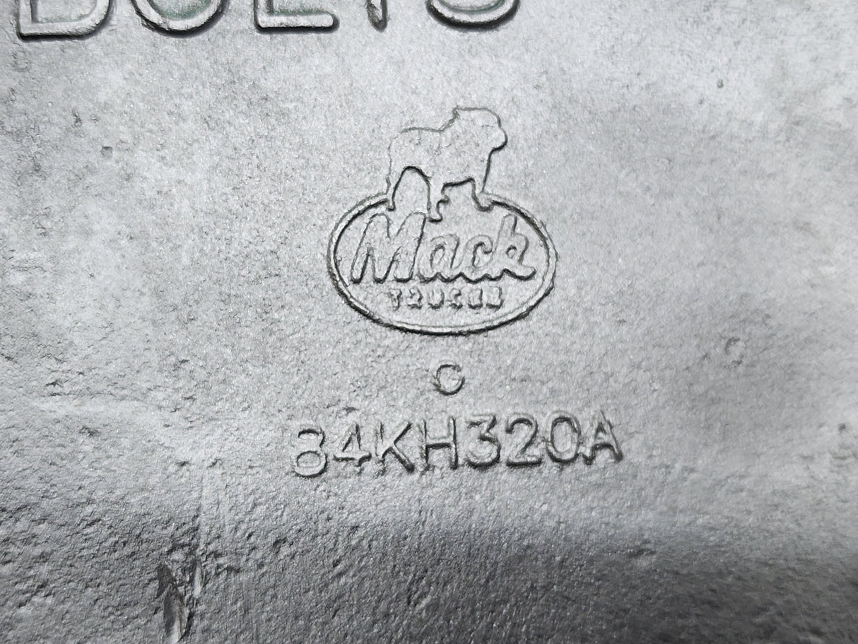 Mack Diesel Engine Differential Cover 84KH320A For Sale