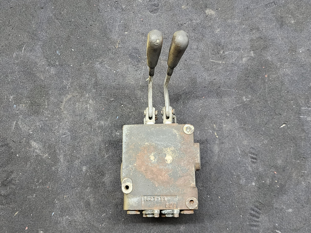 Hydraulic Directional Double Control Valve 060C For Sale