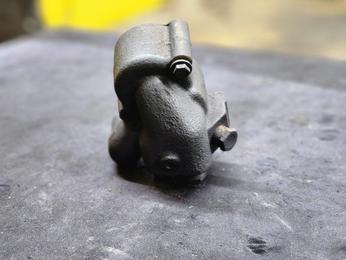 International DT360 Diesel Engine Thermostat Housing 1813956C1