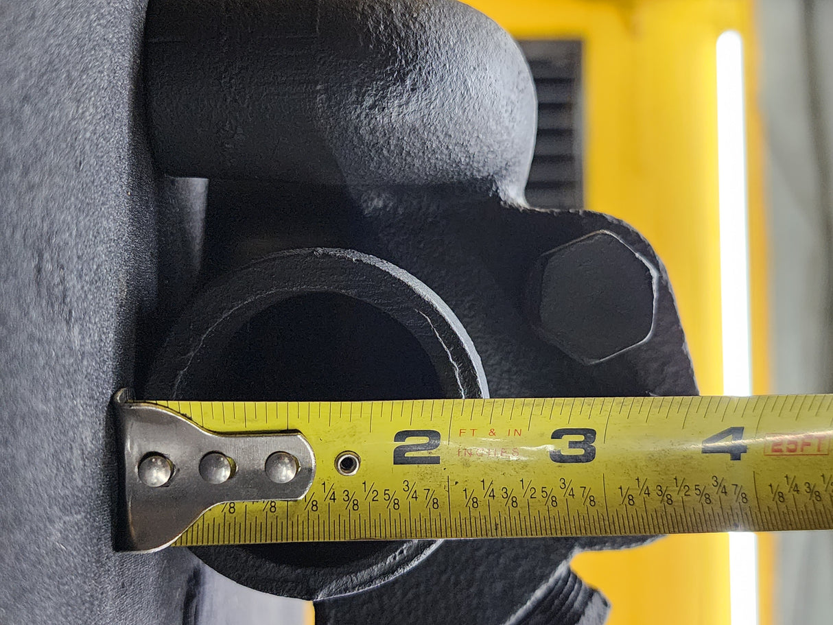 International DT360 Diesel Engine Thermostat Housing 1813956C1