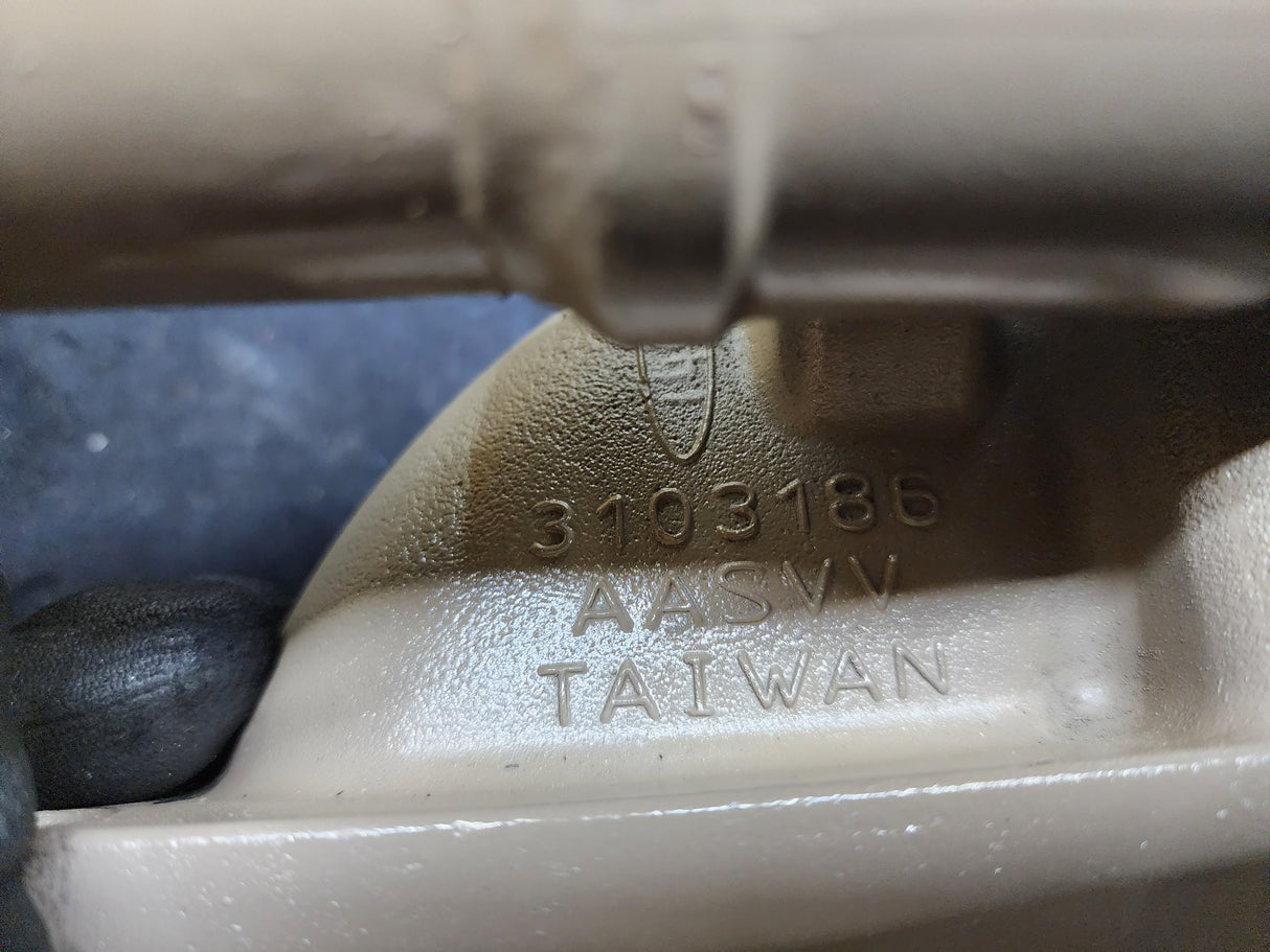 Cummins Diesel Engine Intake Manifold, Bracket Connection, Air Transfer Connection, EGR Mixer, EGR Transfer Tube For Sale