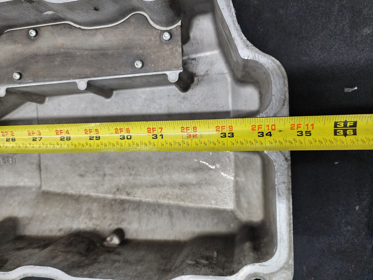 OEM International DT466E Valve Cover 1842336C2 For Sale