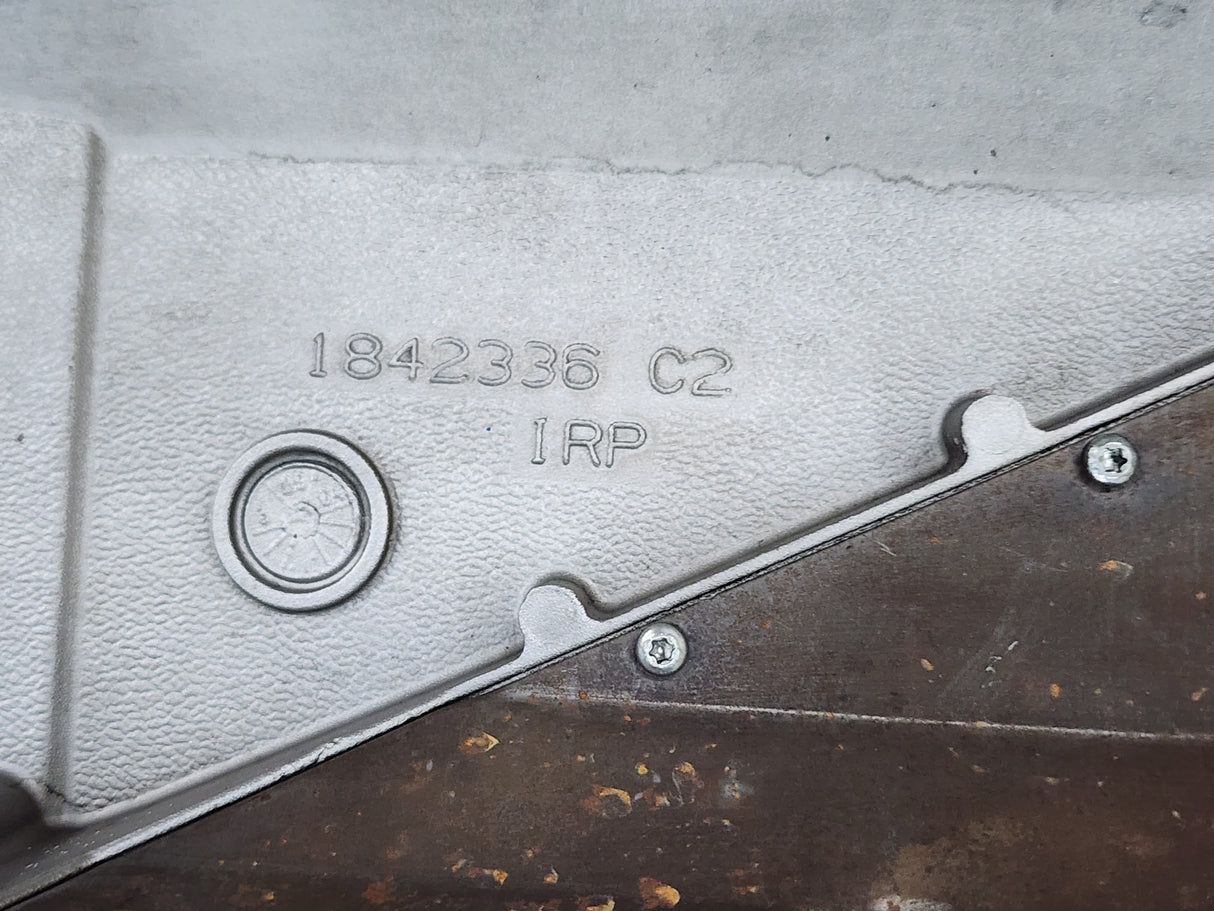 OEM International DT466E Valve Cover 1842336C2 For Sale