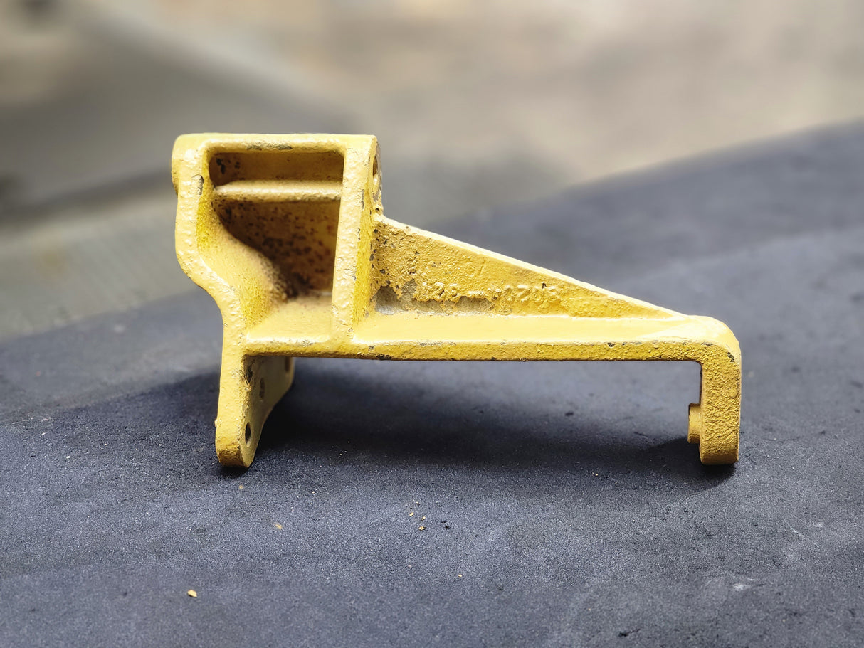 Caterpillar Diesel Engine Bracket 80204-321 For Sale