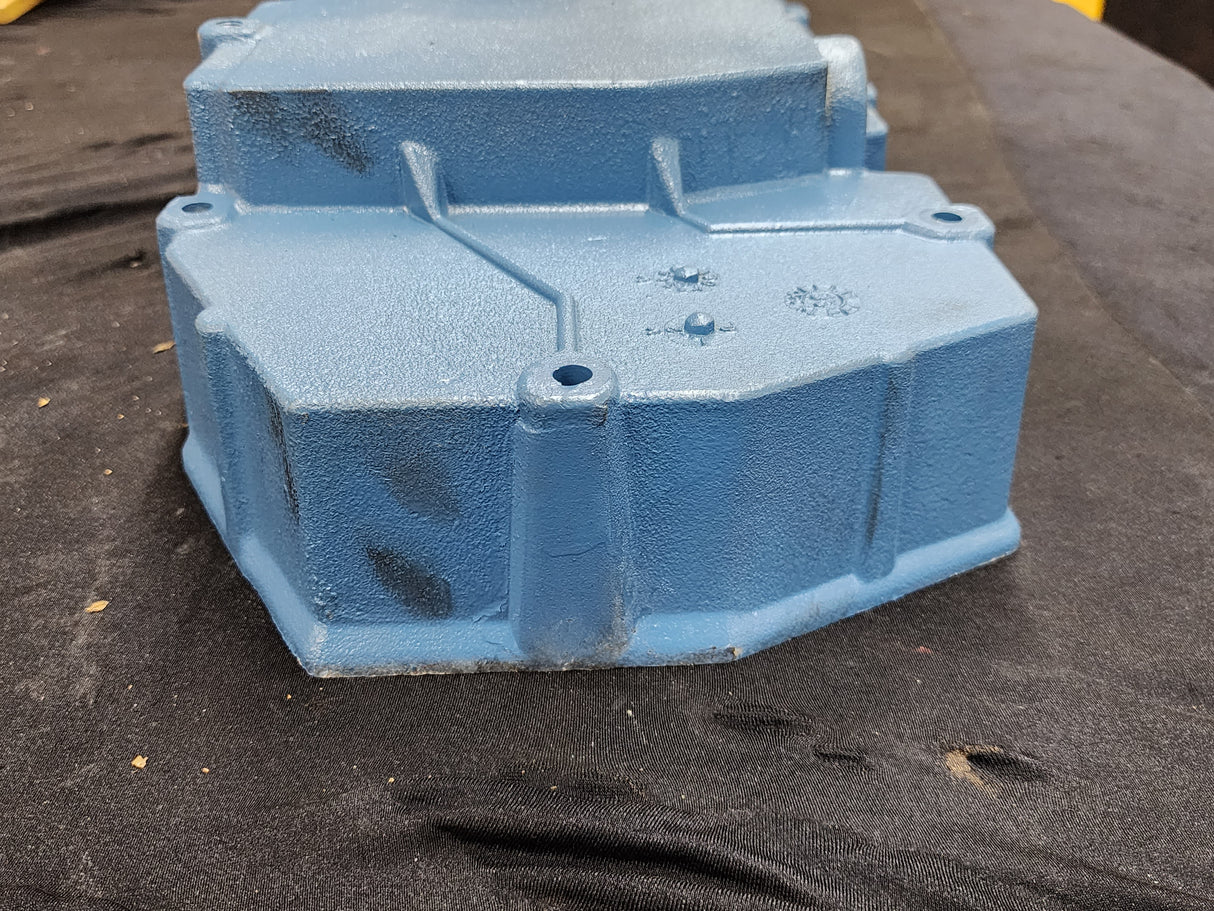 1998 OEM International DT466E Valve Cover 1824738C2 For Sale