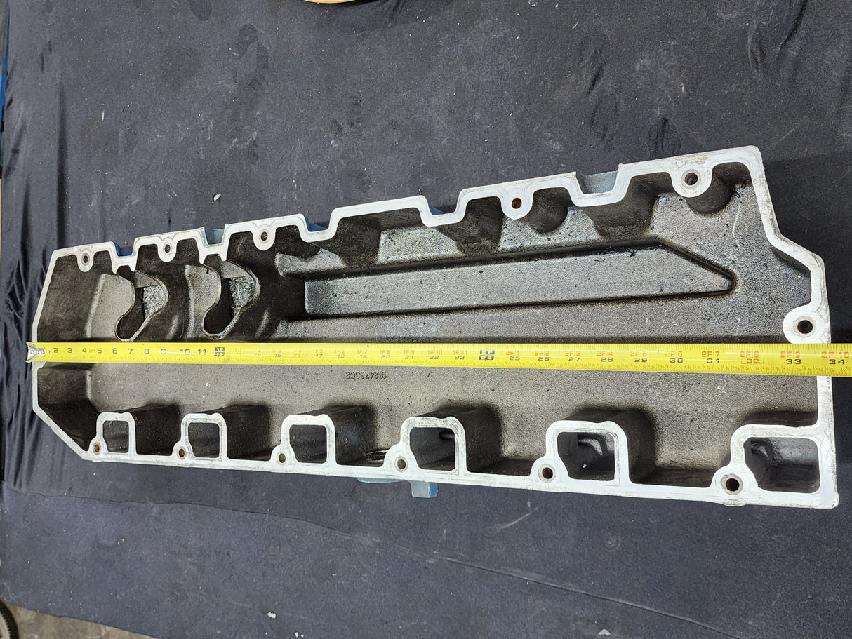 1998 OEM International DT466E Valve Cover 1824738C2 For Sale