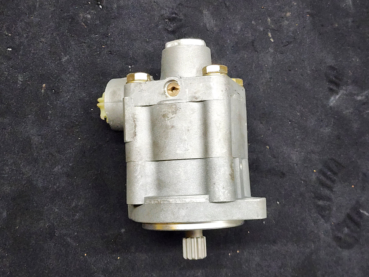 Mack LUK 61289 Power Steering Pump 38QC4135M7 For Sale