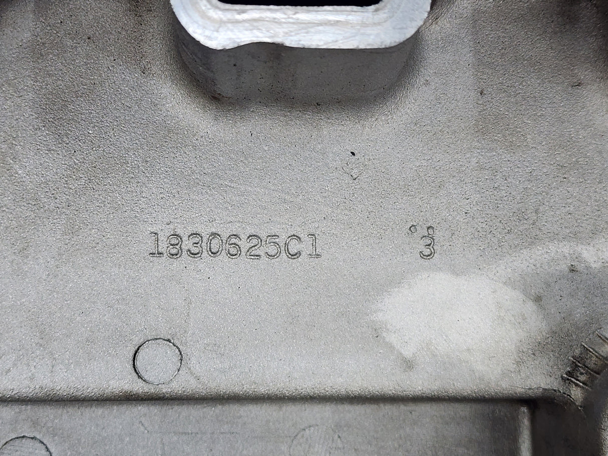 OEM International DT466E Valve Cover 1830625C1 For Sale