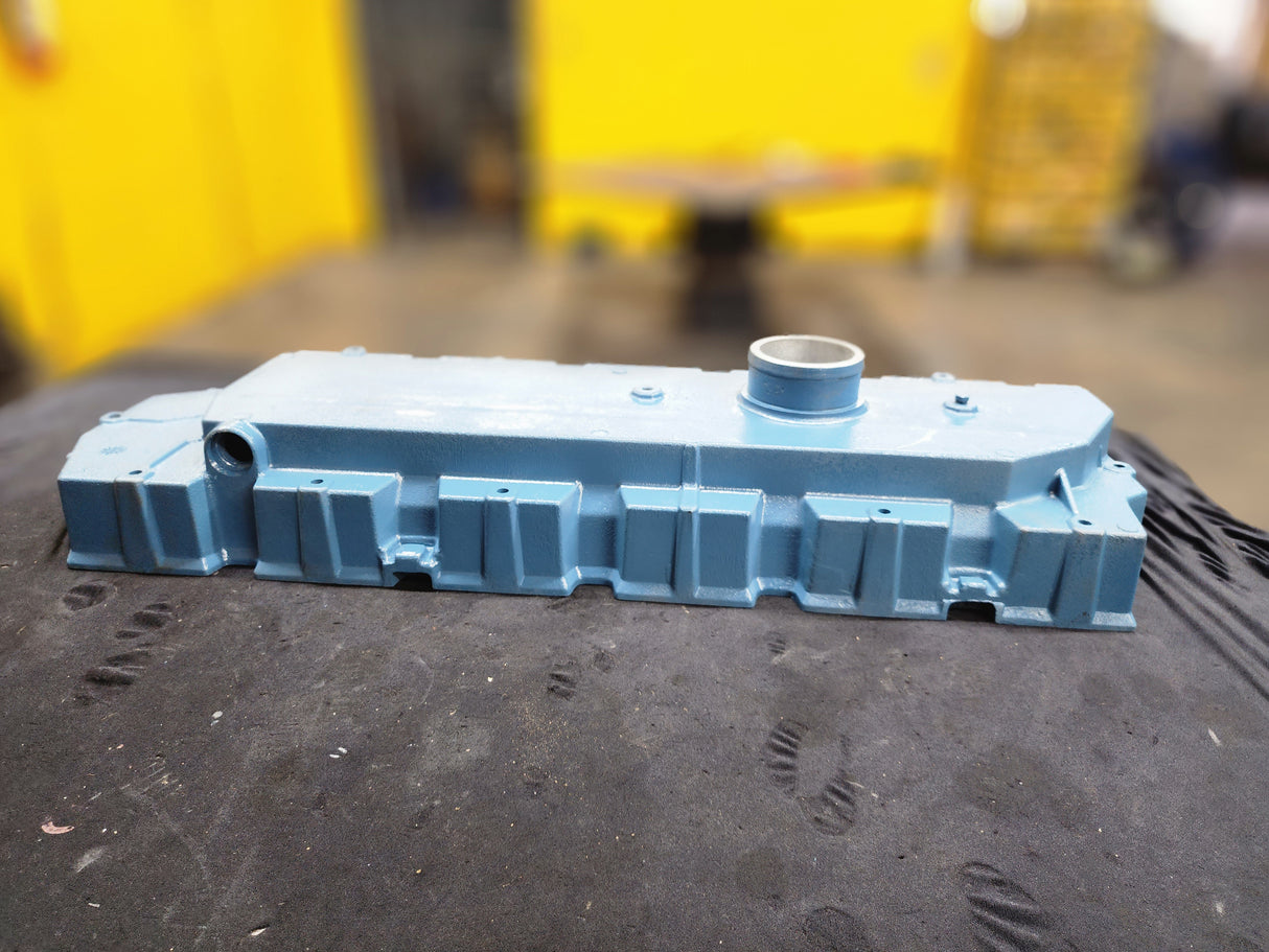 OEM International DT466E Valve Cover 1830625C1 For Sale