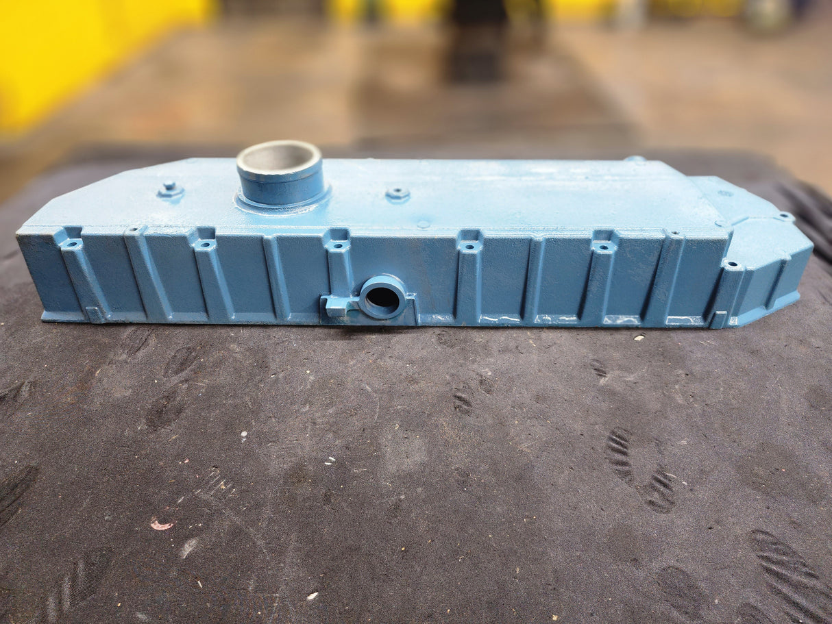 OEM International DT466E Valve Cover 1830625C1 For Sale