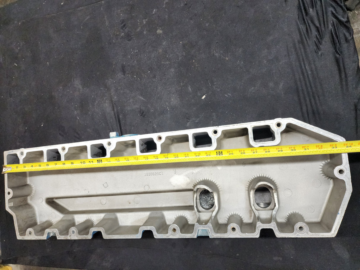 OEM International DT466E Valve Cover 1830625C1 For Sale